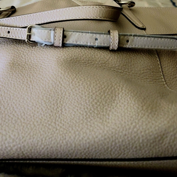 NWT COACH PURSE has 2 small handles&detachable long strap tags& plastic still in - Picture 11 of 13